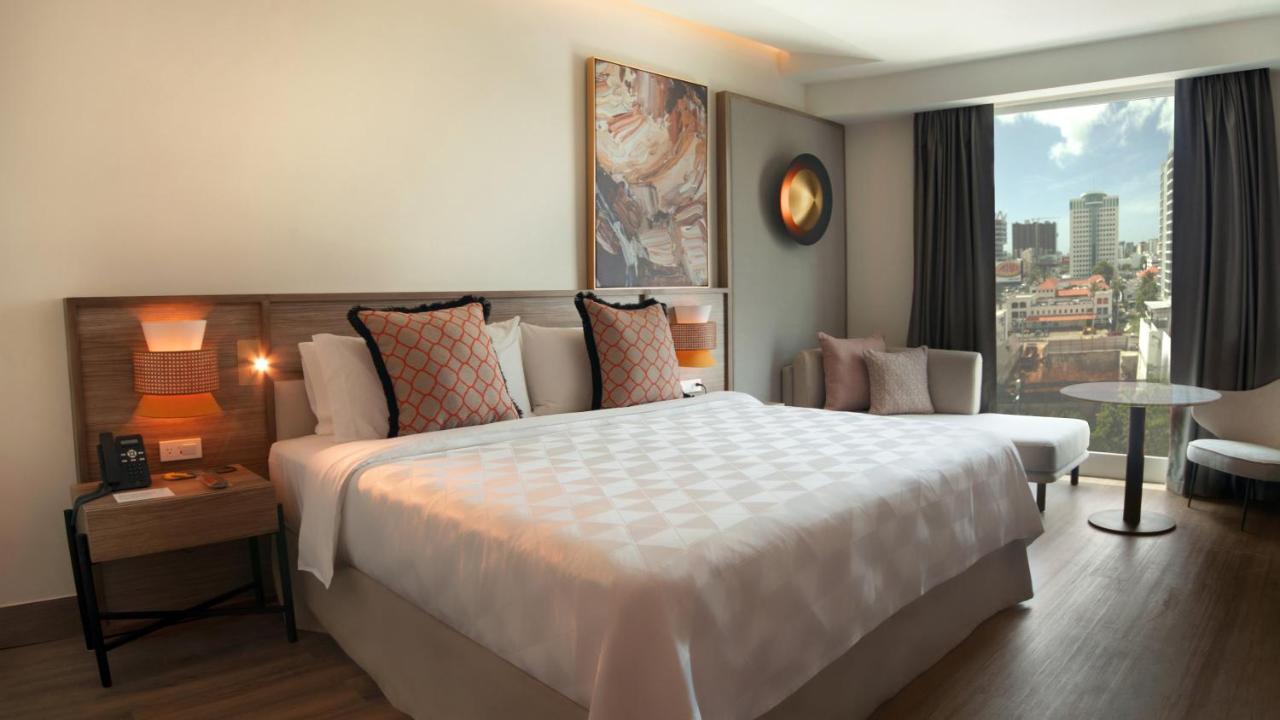 Standard King Room City View