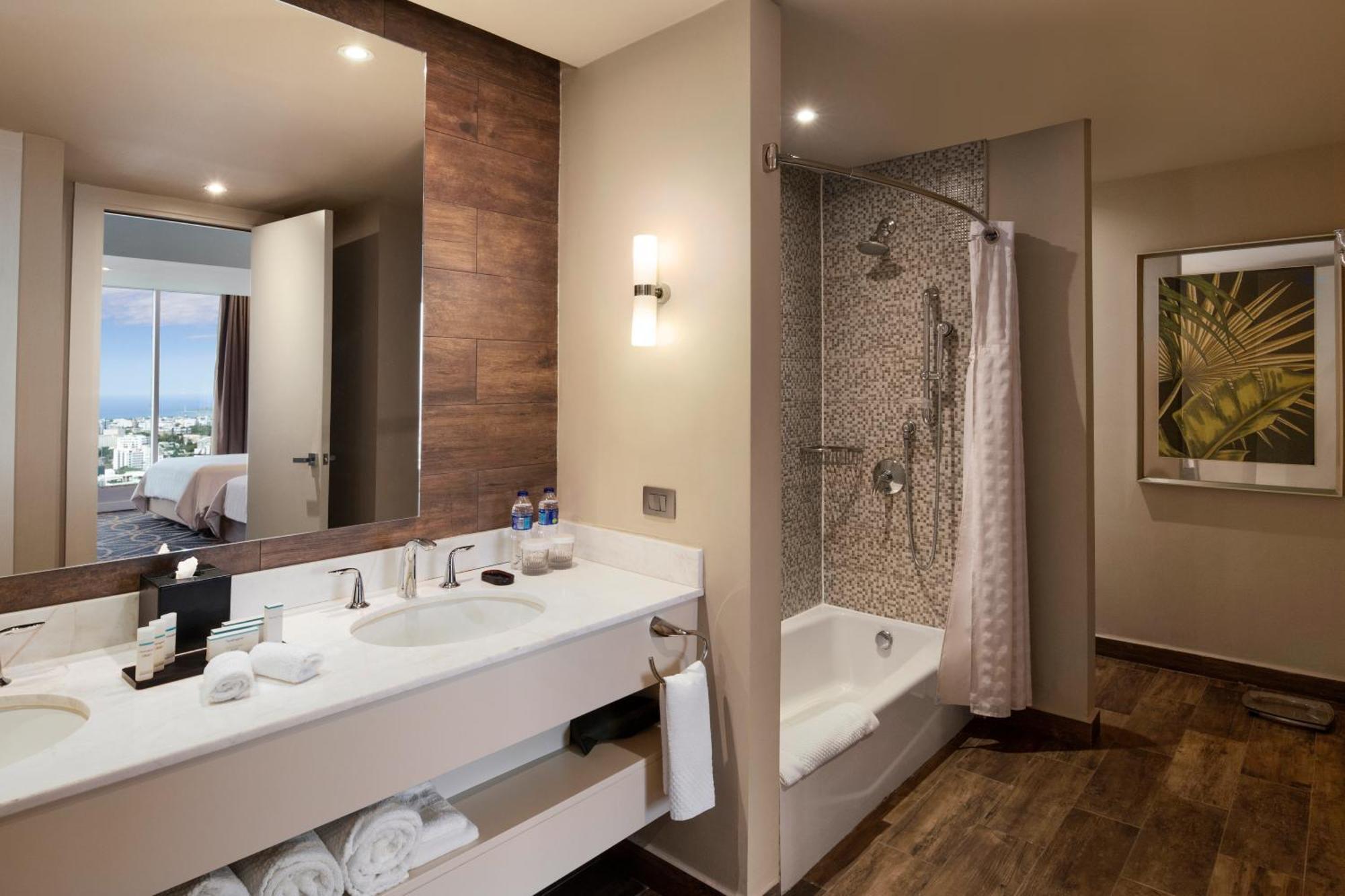 One-Bedroom Suite Two Double Beds