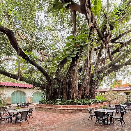 El Embajador, A Royal Hideaway Hotel-2